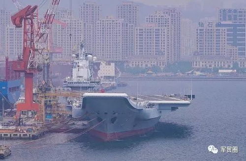 辽宁舰入坞大修，雷达拆除引关注