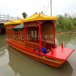 厂家供应精品铁红色仿古画舫船 商务观光餐饮船 景区豪华木船图片,厂家供应精品铁红色仿古画舫船 商务观光餐饮船 景区豪华木船高清图片 兴化市冯氏木船厂,